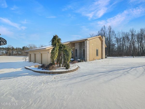 760 Airport Highway, Wauseon, OH 43567