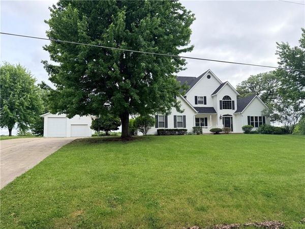 610 E 14th Street, Maryville, MO 64468