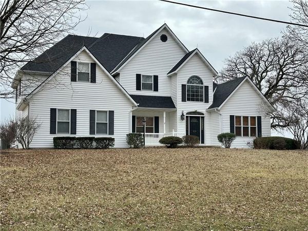 610 E 14th Street, Maryville, MO 64468