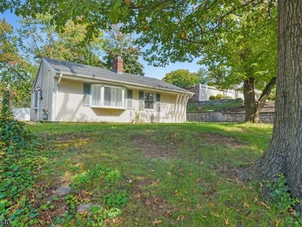 67 Woodland Ave, Woodbridge, NJ 08863