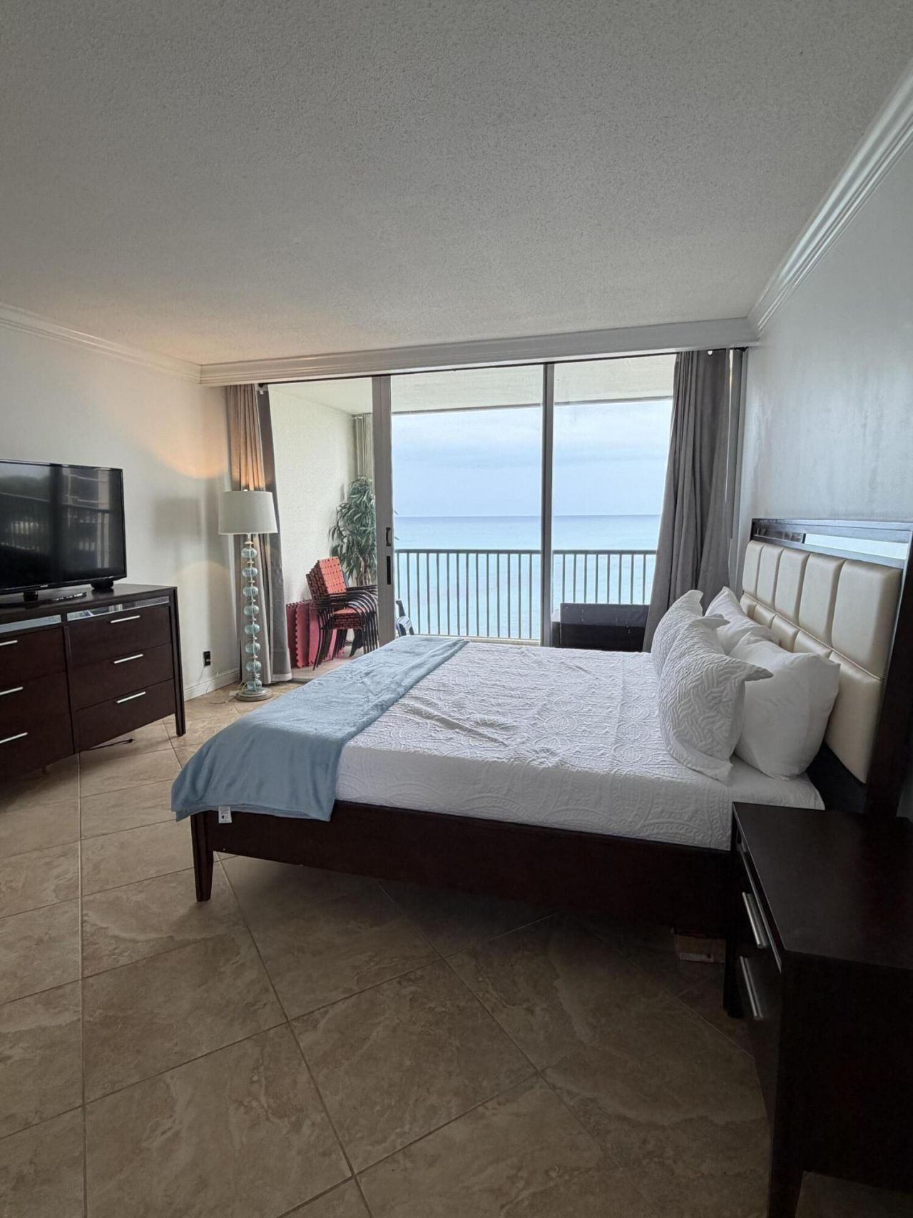 5400 N Ocean Drive, Unit 5c, Singer Island, FL 33404 Photo