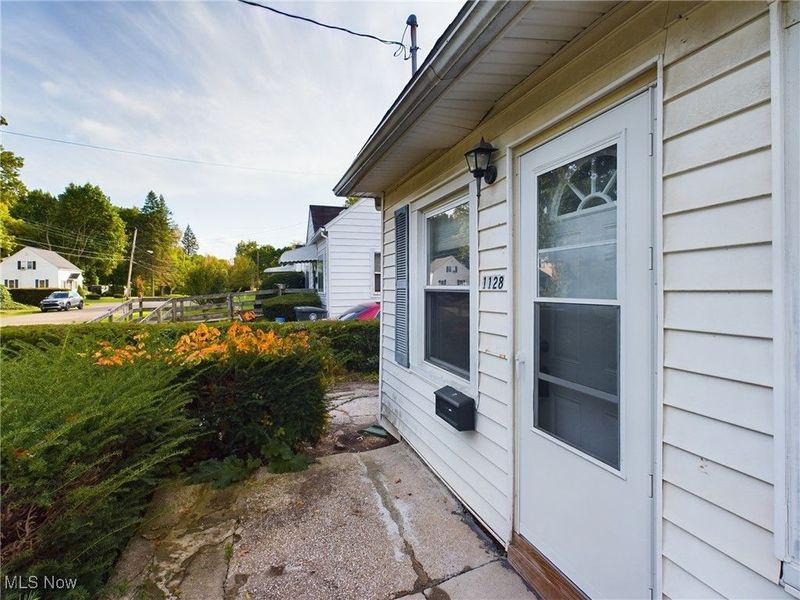 1128 Cordova Avenue, Akron, OH 44320 Photo 3