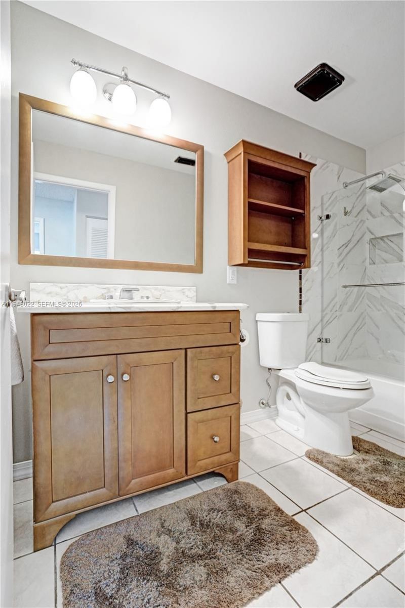 2252 SE Rainier Rd, Port Saint Lucie, FL 34952 Photo