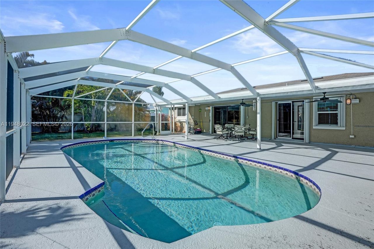 2252 SE Rainier Rd, Port Saint Lucie, FL 34952 Photo