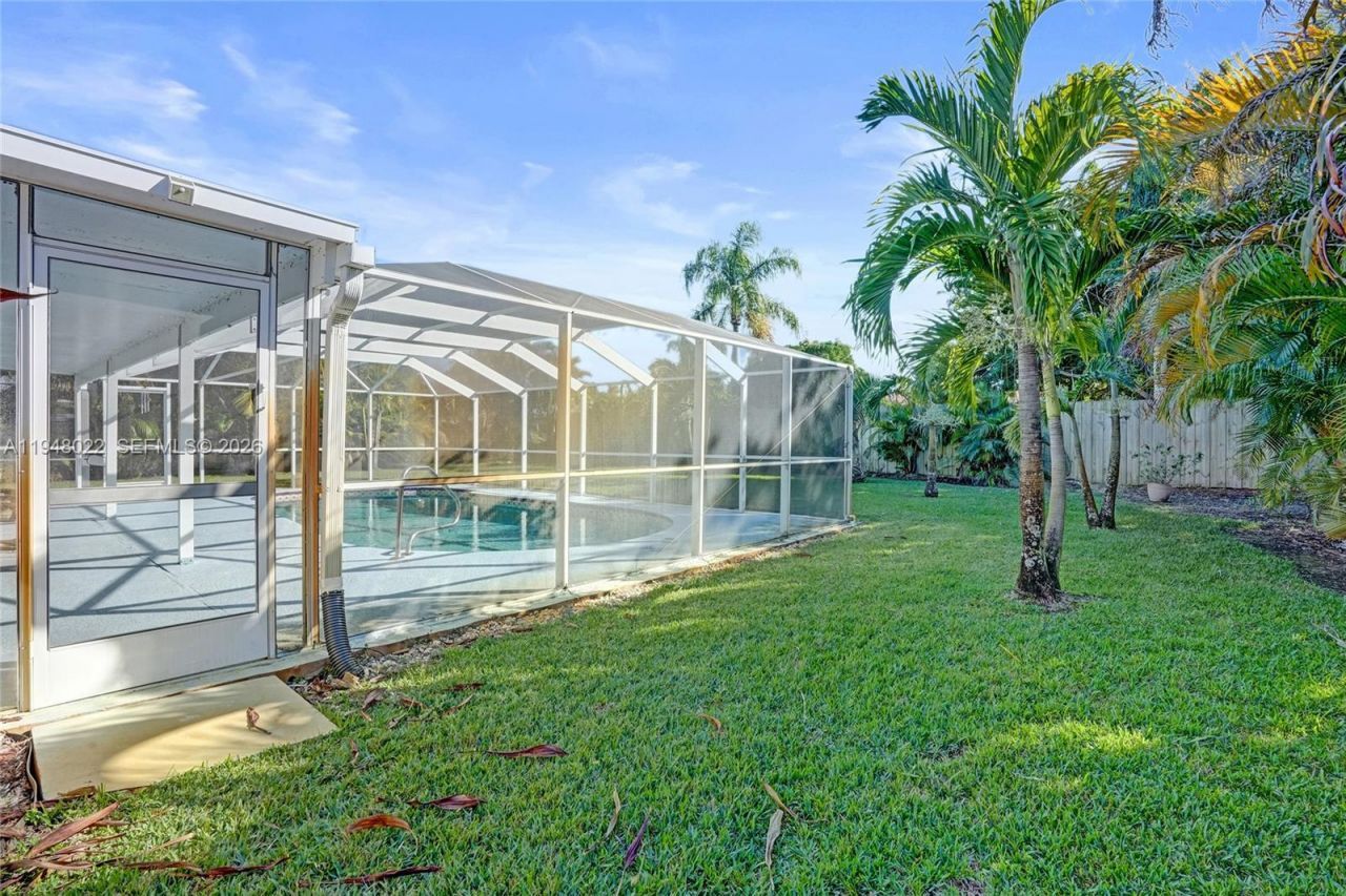 2252 SE Rainier Rd, Port Saint Lucie, FL 34952 Photo