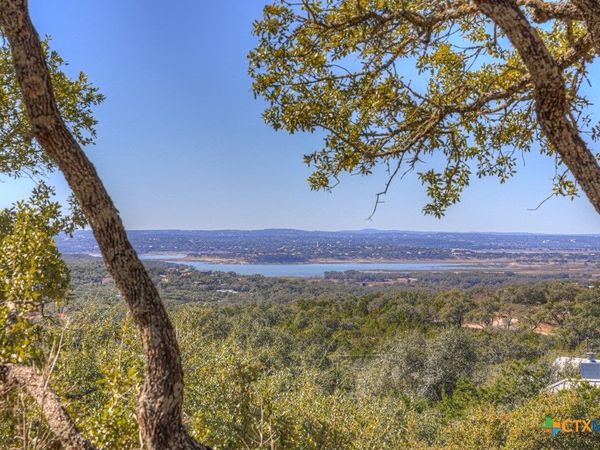 1221 Sundown Trail, Fischer, TX 78623