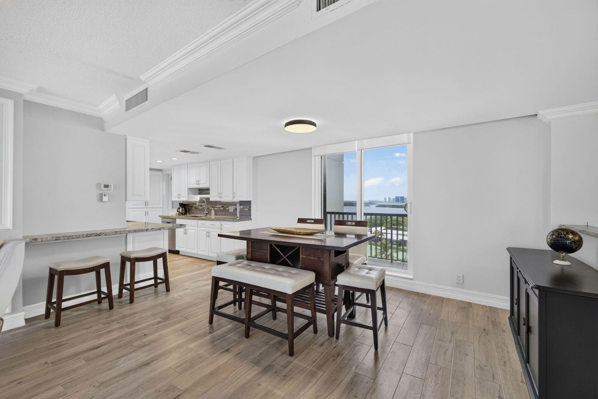 5400 N Ocean Drive, Unit 7b, Singer Island, FL 33404 Photo
