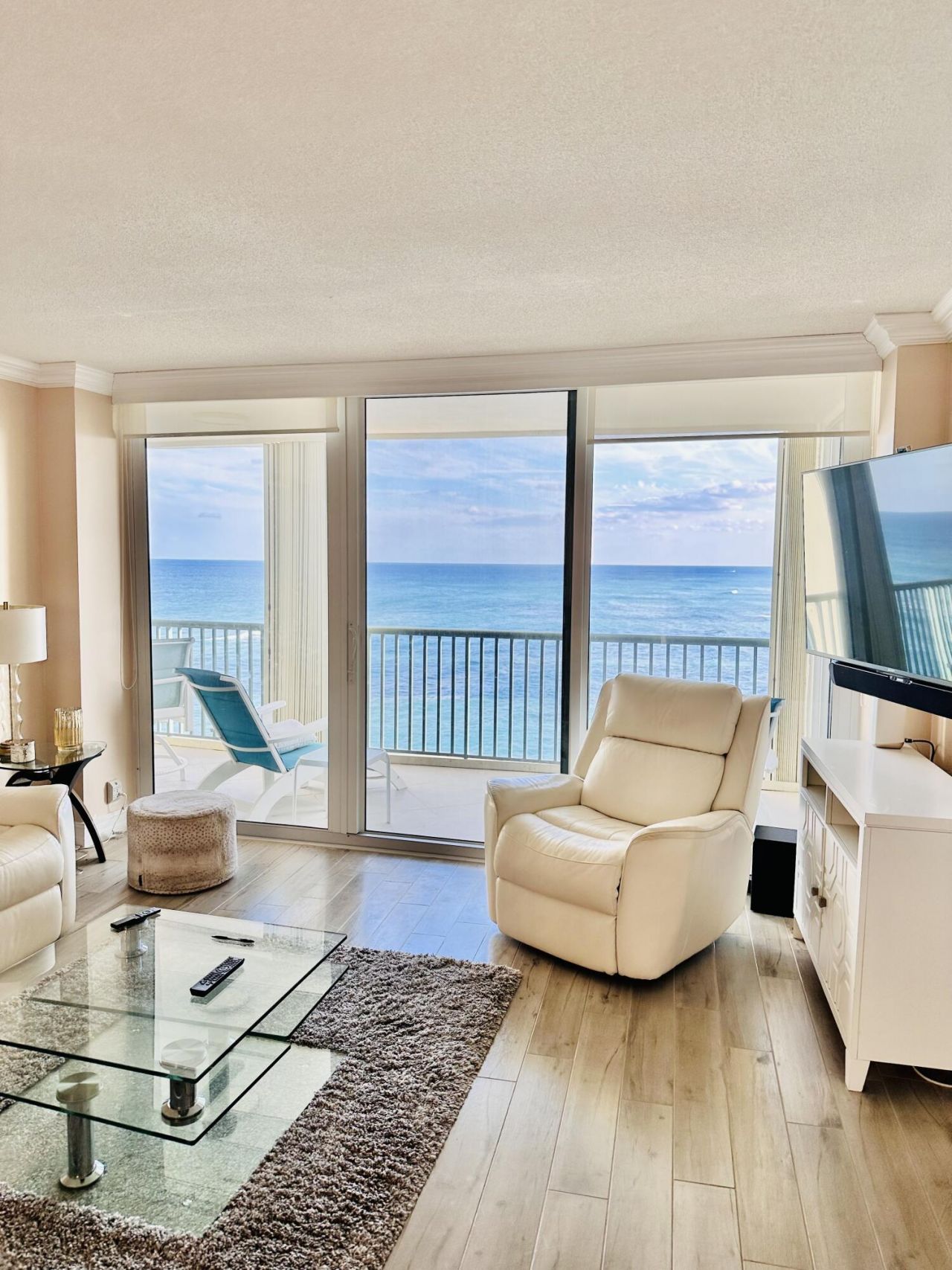 5400 N Ocean Drive, Unit 7b, Singer Island, FL 33404 Photo