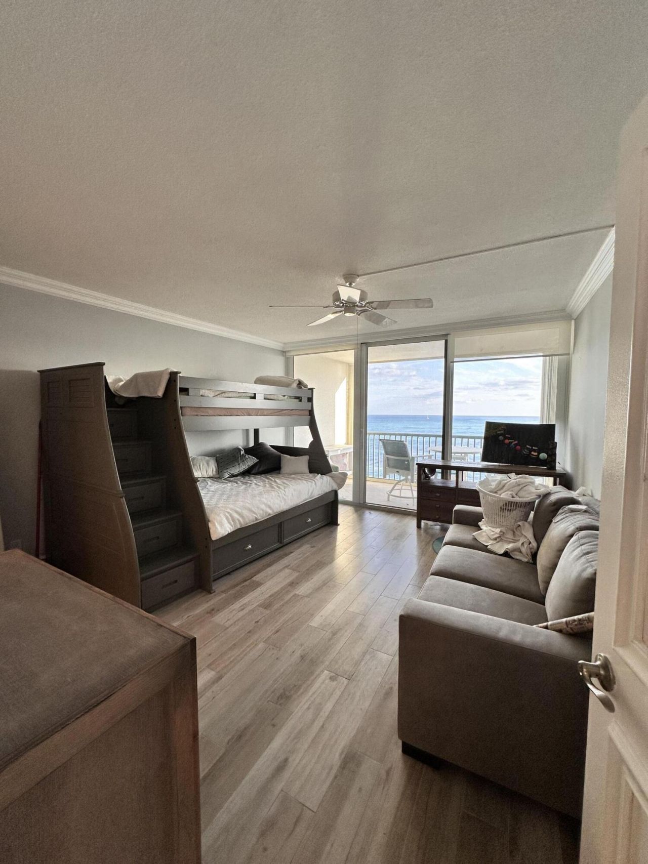 5400 N Ocean Drive, Unit 7b, Singer Island, FL 33404 Photo