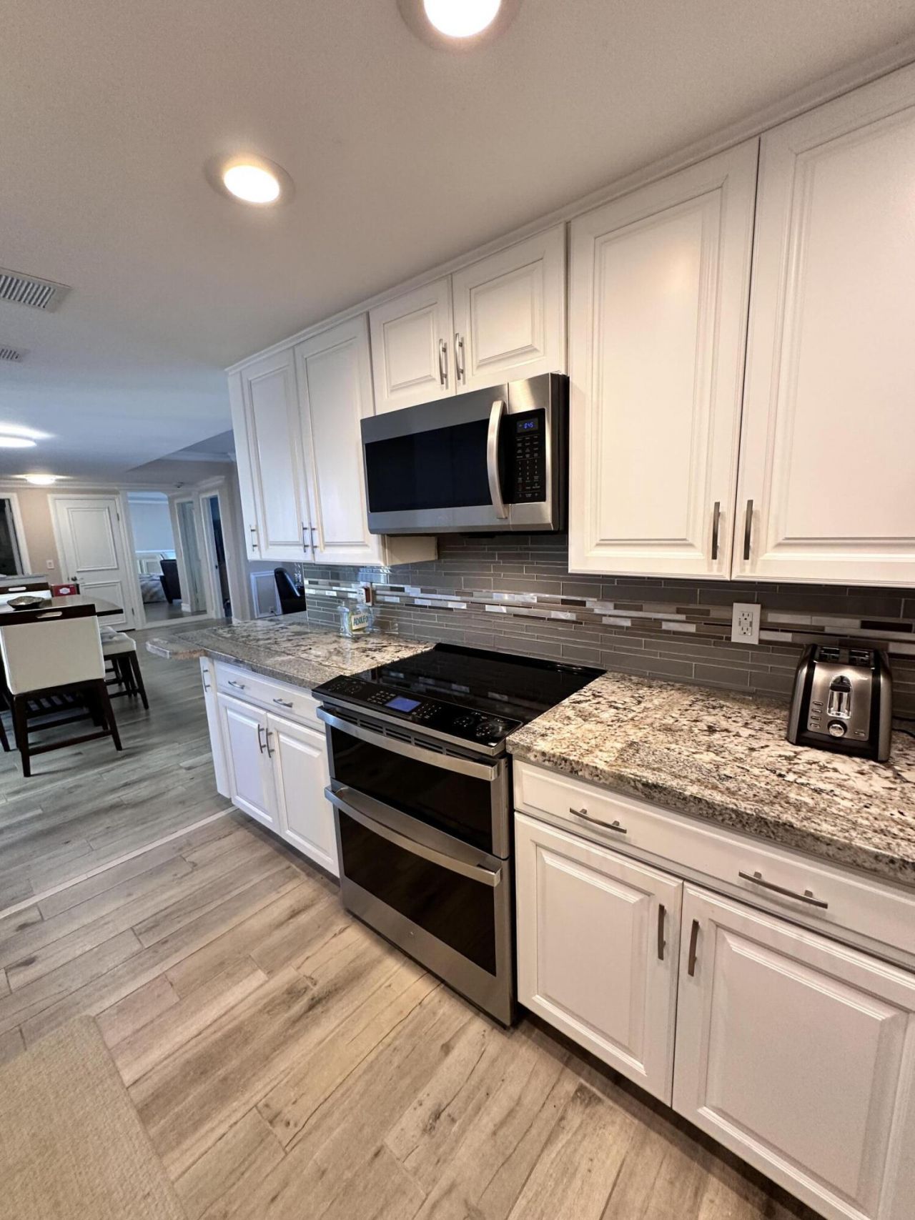 5400 N Ocean Drive, Unit 7b, Singer Island, FL 33404 Photo