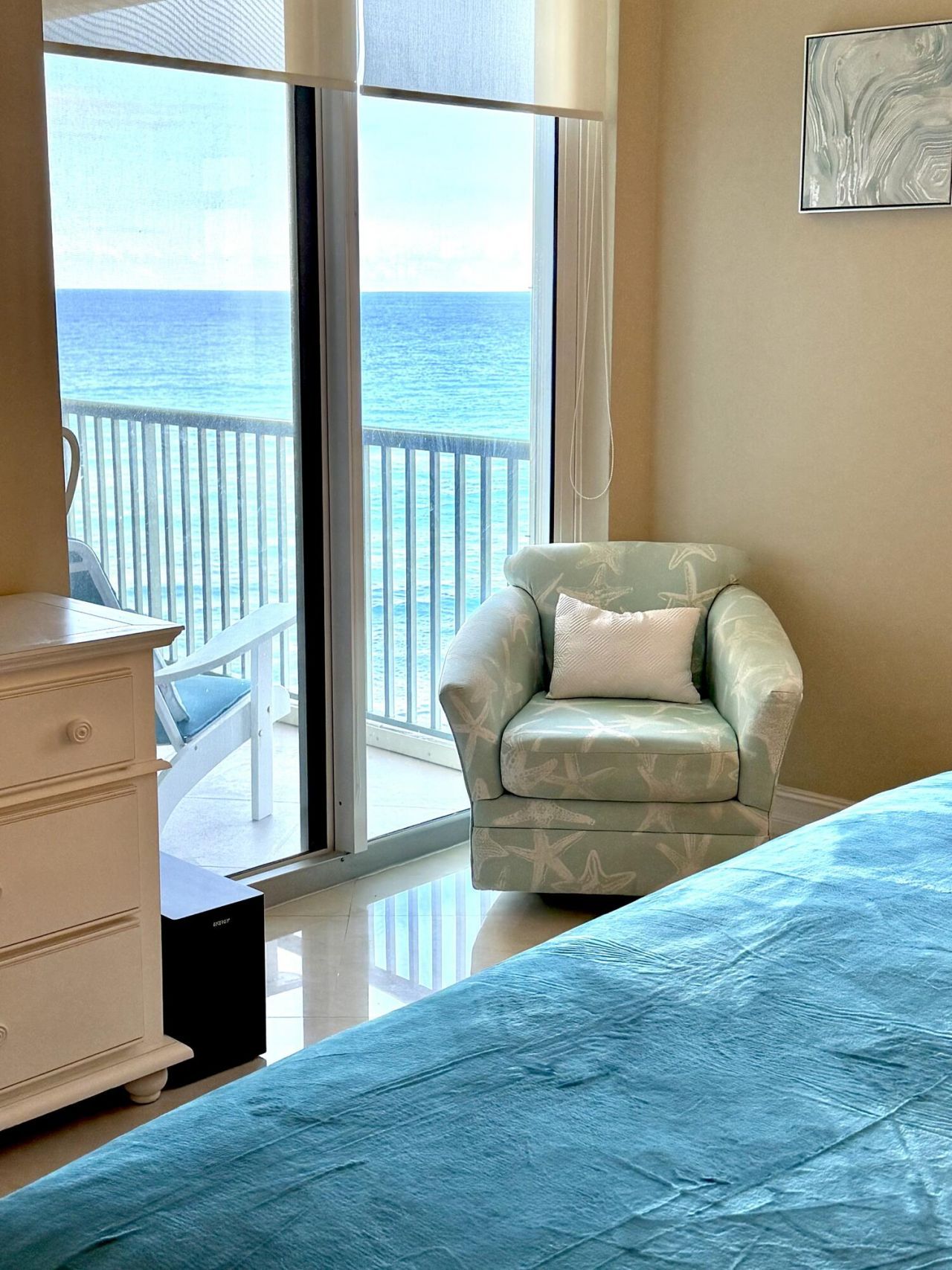 5400 N Ocean Drive, Unit 7b, Singer Island, FL 33404 Photo