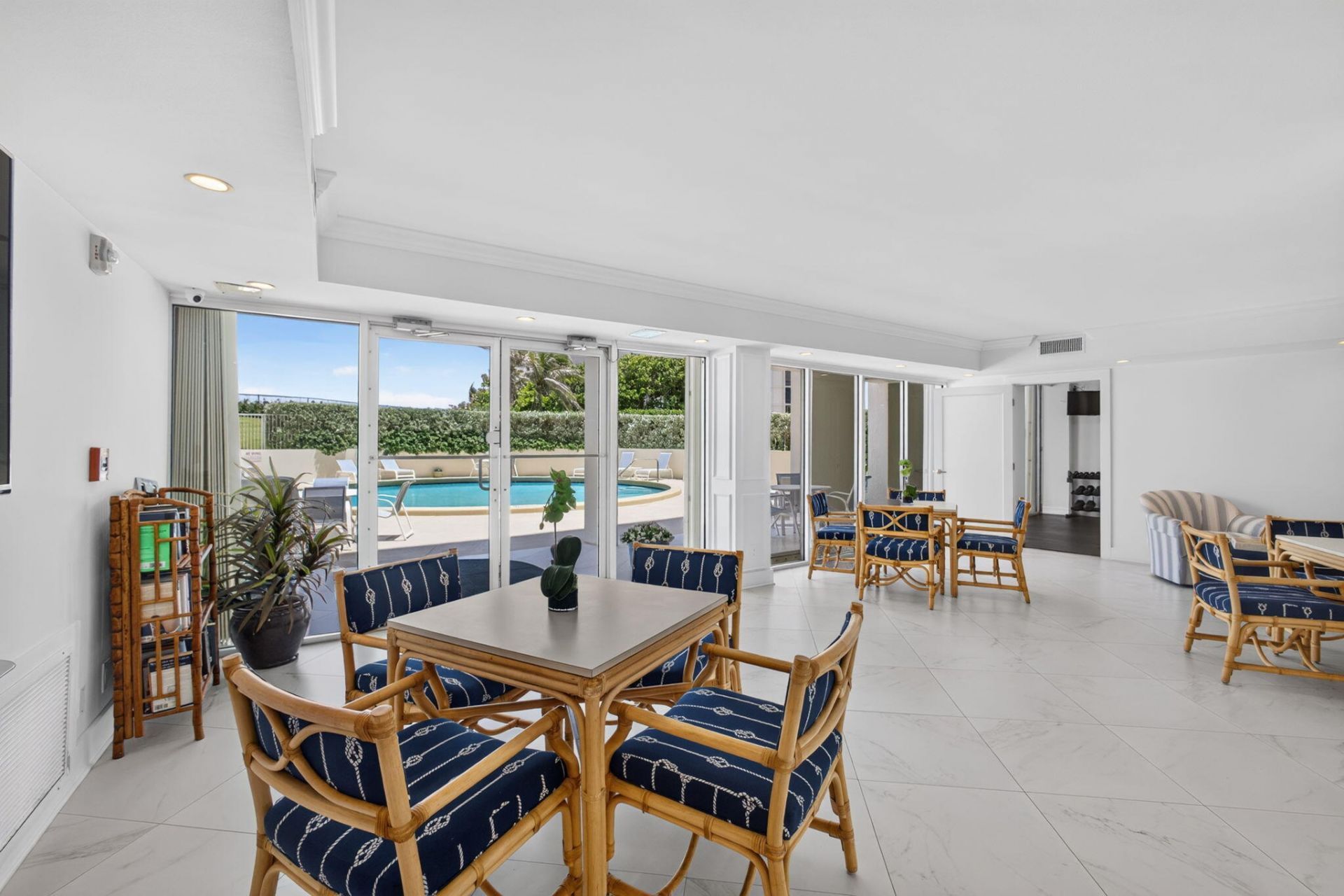 5400 N Ocean Drive, Unit 7b, Singer Island, FL 33404 Photo