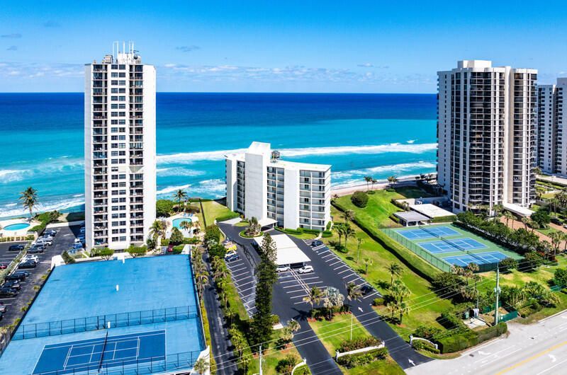 5400 N Ocean Drive, Unit 7b, Singer Island, FL 33404 Photo