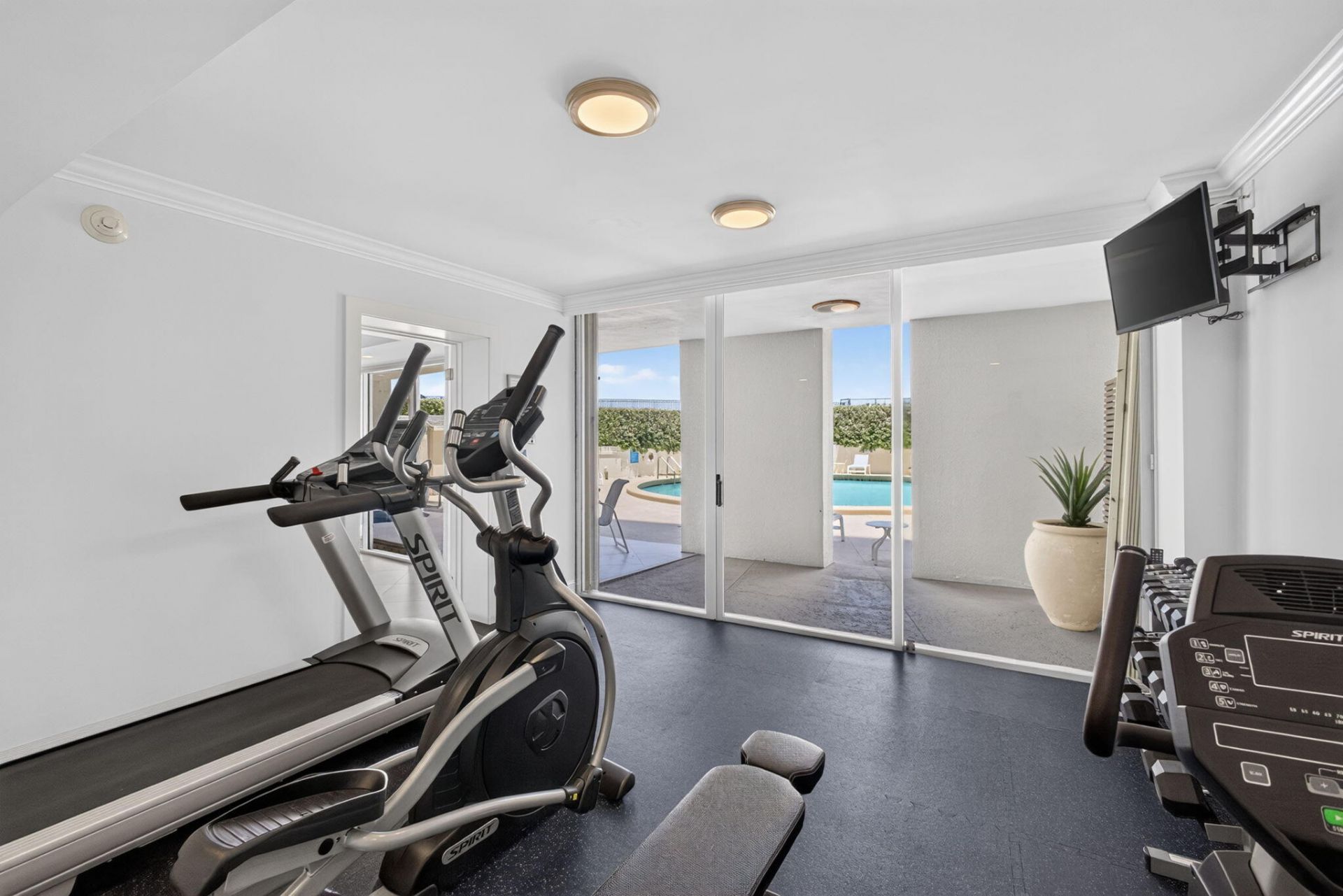 5400 N Ocean Drive, Unit 7b, Singer Island, FL 33404 Photo