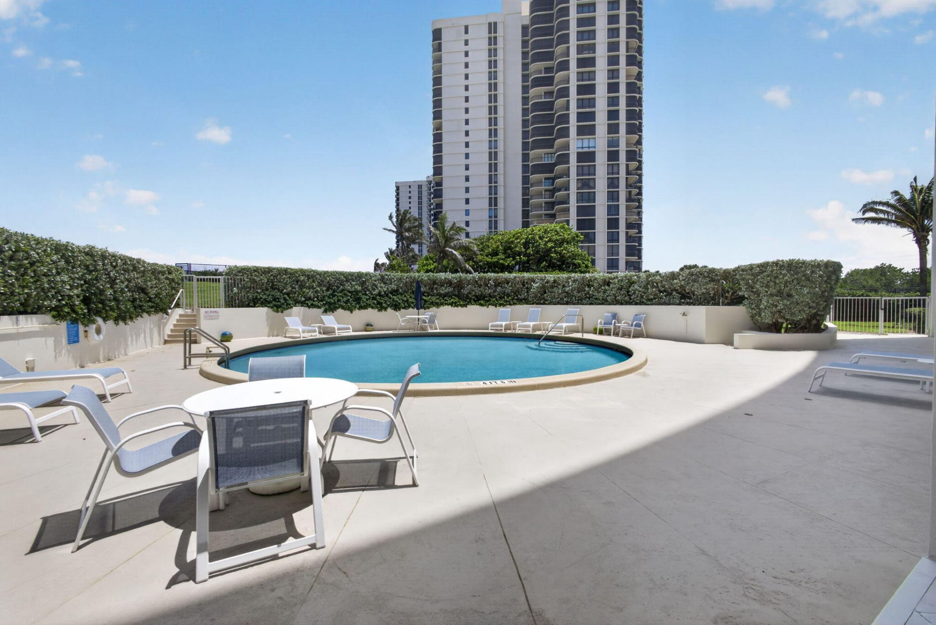 5400 N Ocean Drive, Unit 7b, Singer Island, FL 33404 Photo