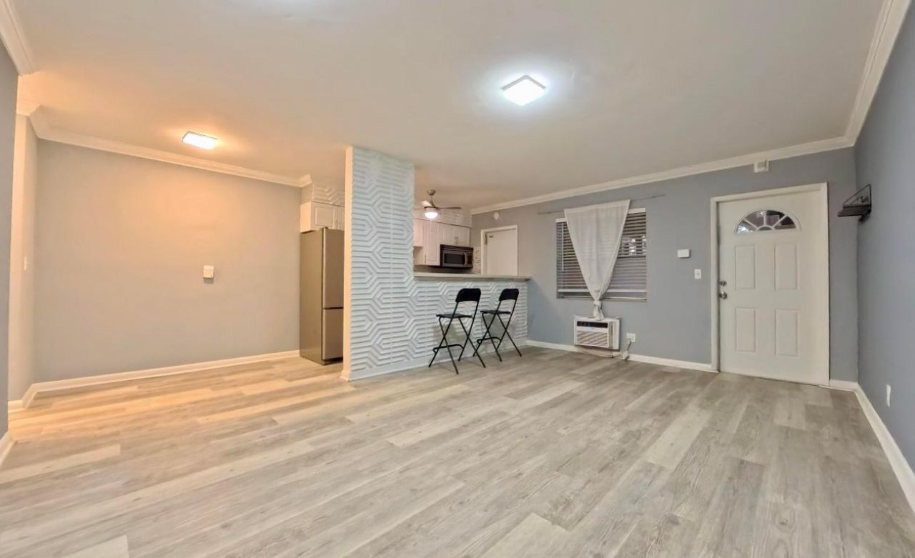 2621 Grant Street, Unit 10a, Hollywood, FL 33020 Photo