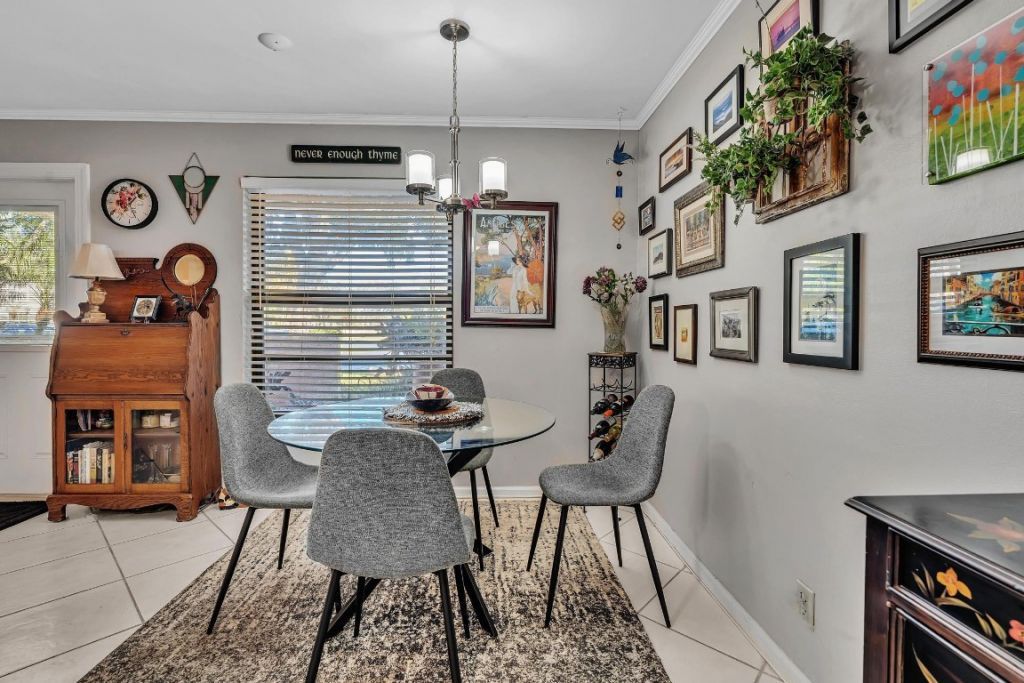 9050 Jacaranda Lane, Unit 3, Plantation, FL 33324 Photo