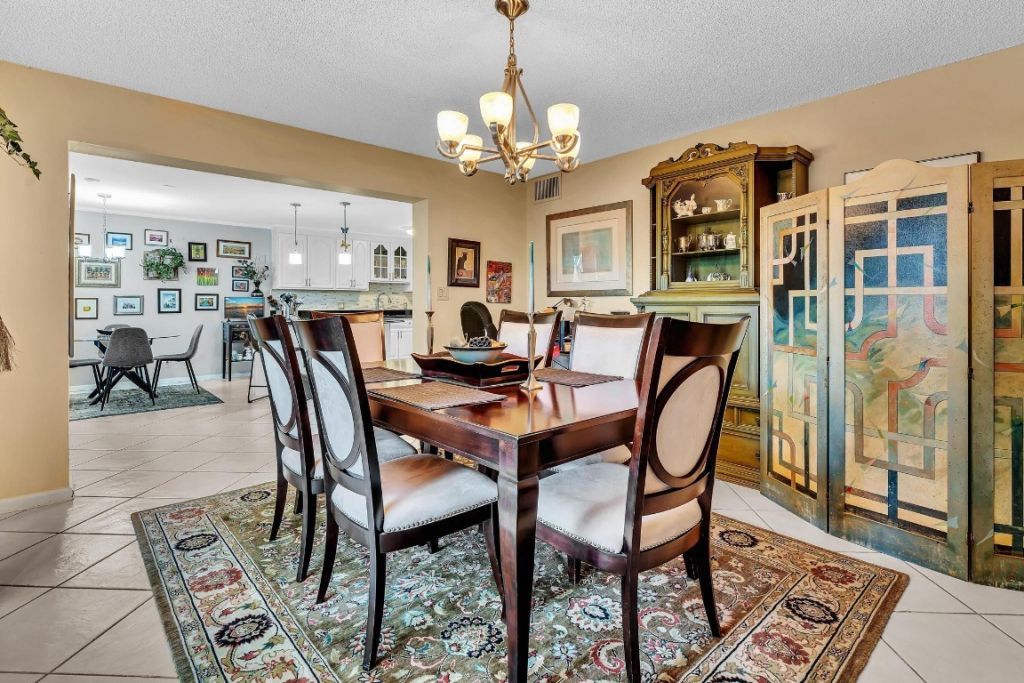 9050 Jacaranda Lane, Unit 3, Plantation, FL 33324 Photo