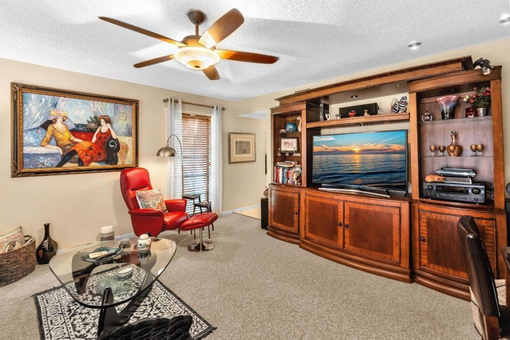 9050 Jacaranda Lane, Unit 3, Plantation, FL 33324 Photo