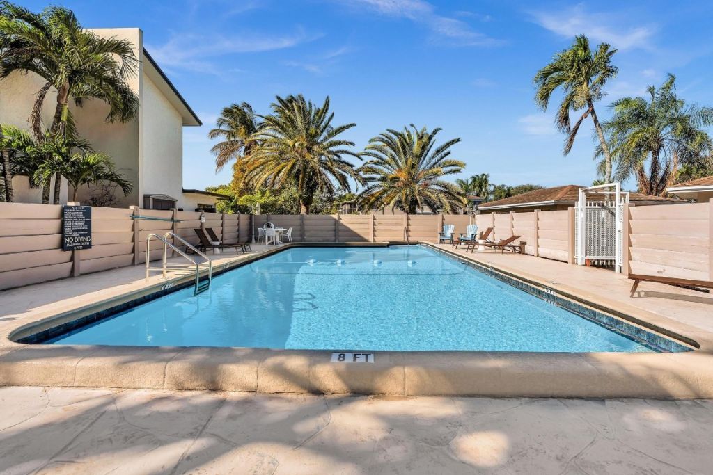 9050 Jacaranda Lane, Unit 3, Plantation, FL 33324 Photo