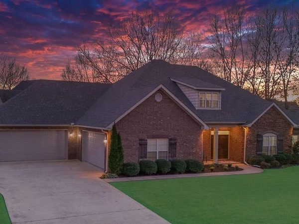 5902 Friendship Circle, Jonesboro, AR 72404