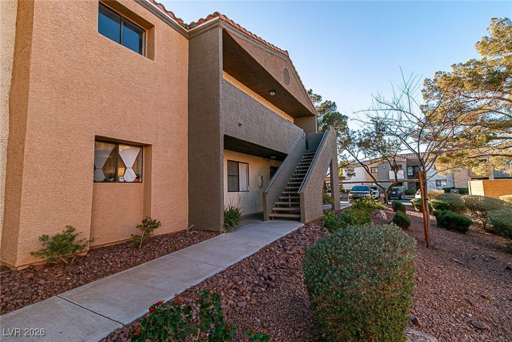 3151 Soaring Gulls Drive, Unit 2055, Las Vegas, NV 89128 Main Photo