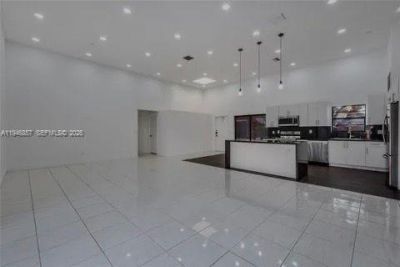 601 Leslie Dr, Unit 601, Hallandale Beach, FL 33009 Photo