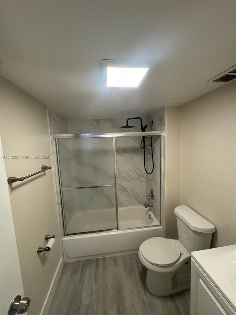 8051 S Colony Cir S, Unit 210, Tamarac, FL 33321 Photo