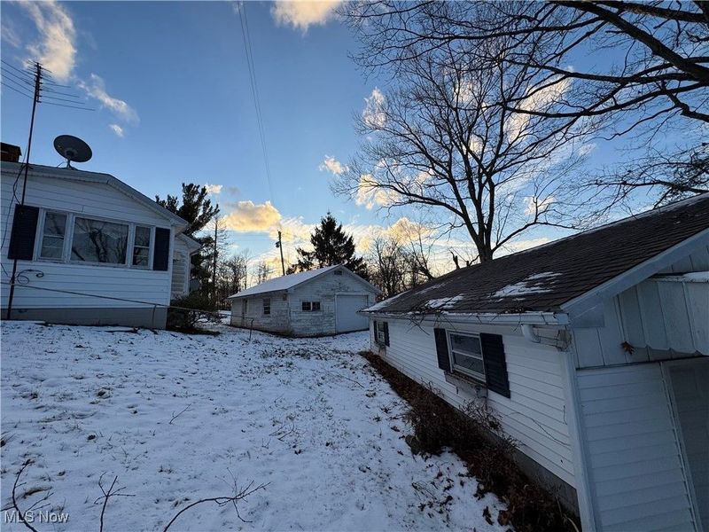 34467 State Route 800, New Matamoras, OH 45767 Photo 4