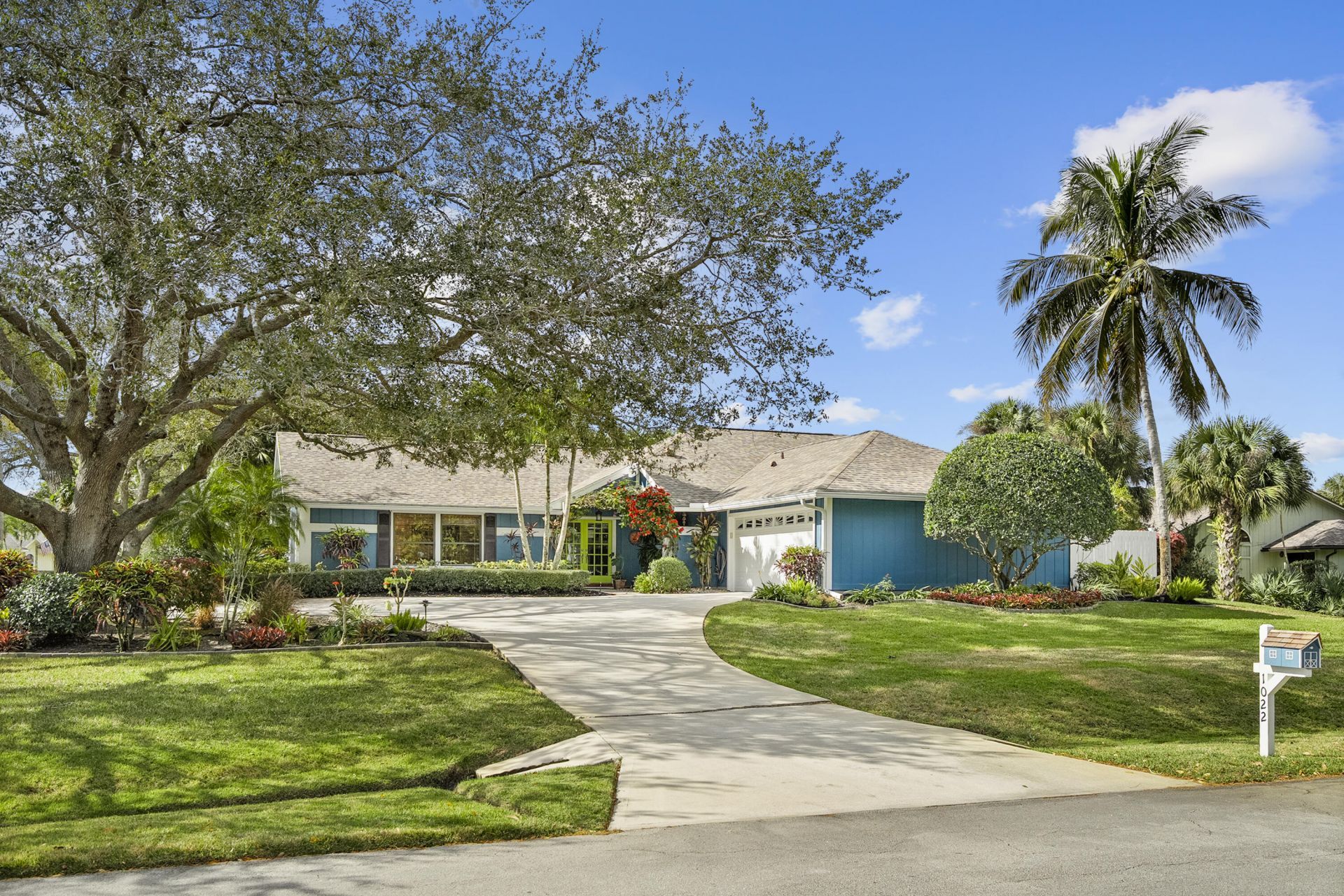 1022 SW Tiburon Way, Palm City, FL 34990 Photo