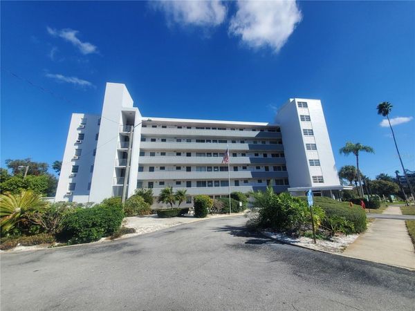 200 N BETTY LANE, Unit 3A, CLEARWATER, FL 33755