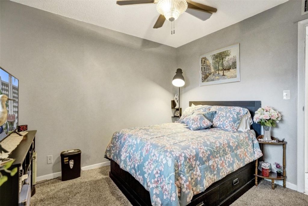 5900 NW 44th Street, Unit 505, Lauderhill, FL 33319 Photo