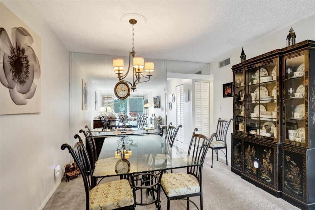 5900 NW 44th Street, Unit 505, Lauderhill, FL 33319 Photo