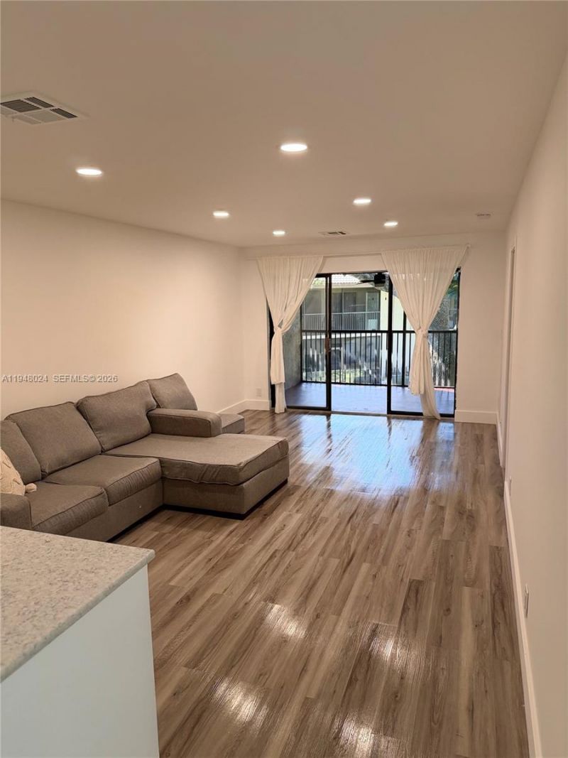 9517 NW 2nd Pl, Unit 3-I, Coral Springs, FL 33071 Photo