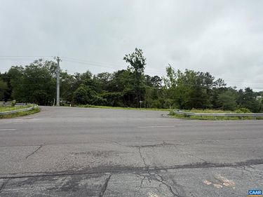 5903 SEMINOLE TRL, Barboursville, VA 22923