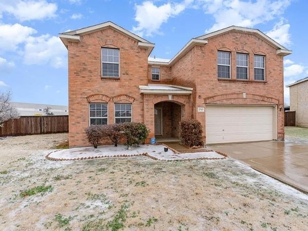 2743 Cold Water Trail, Grand Prairie, TX 75052