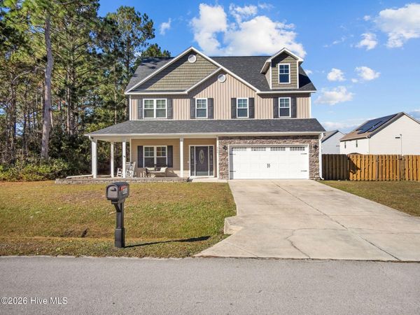 404 Kinroff Drive, Hubert, NC 28539