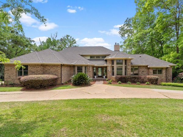 8983 Winged Foot Drive, Tallahassee, FL 32312