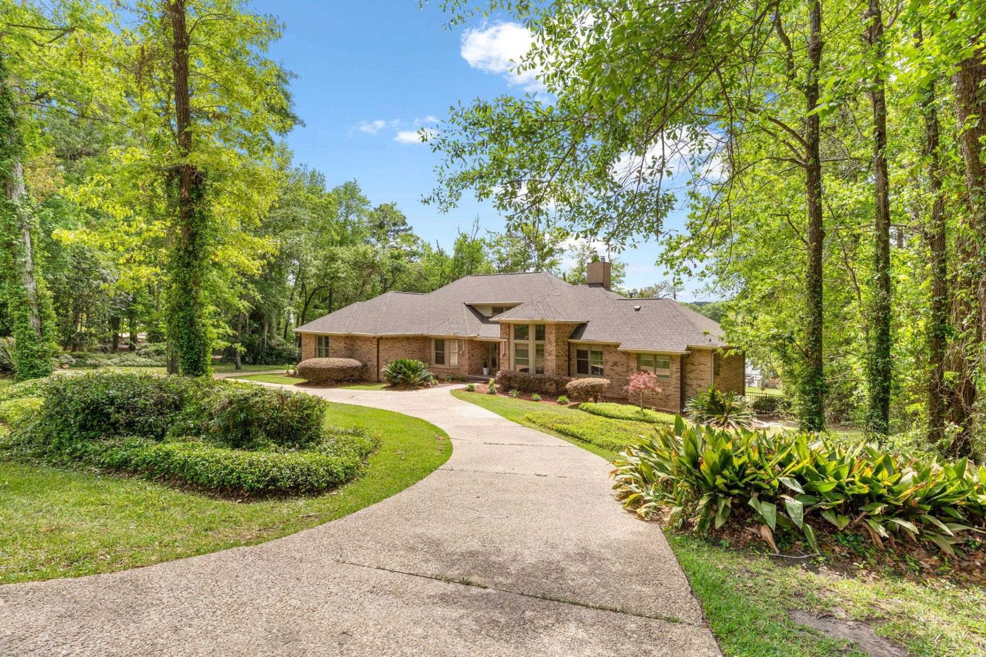 8983 Winged Foot Drive, Tallahassee, FL 32312 Photo