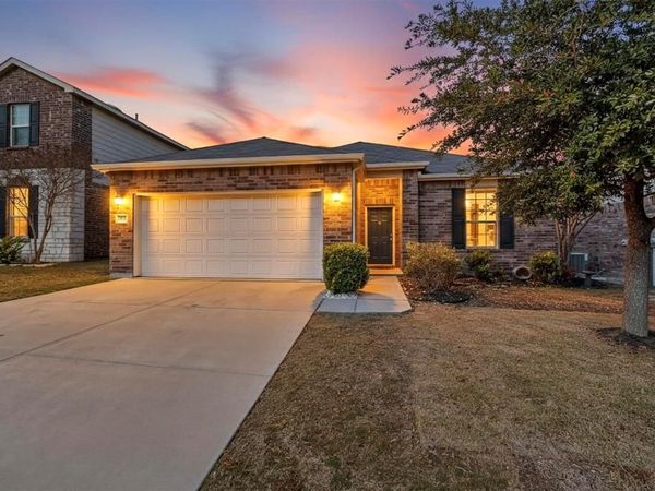 2409 Buelingo Lane, Fort Worth, TX 76131