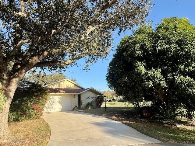 13296 SE Point O Woods Court, Hobe Sound, FL 33455 Photo