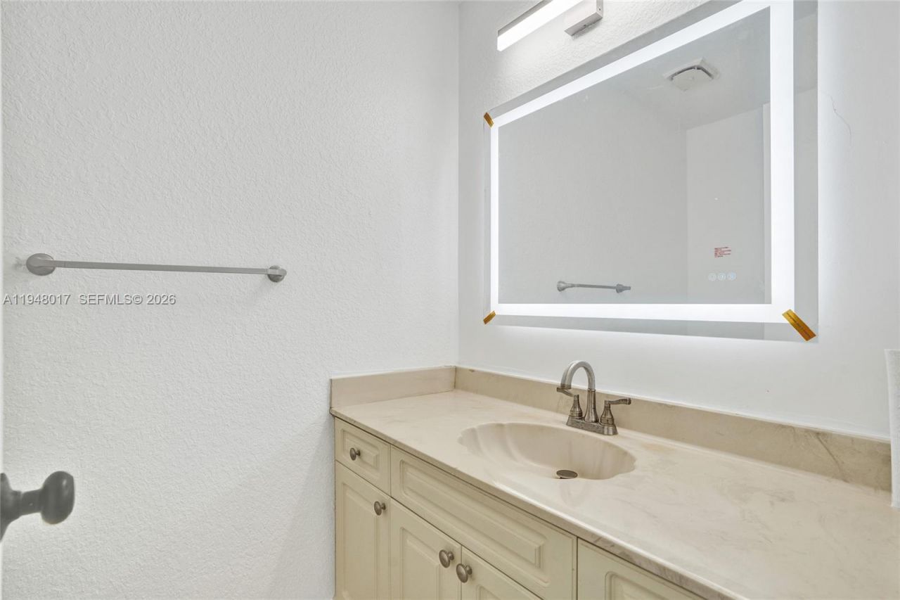 16653 Golfview Dr, Weston, FL 33326 Photo