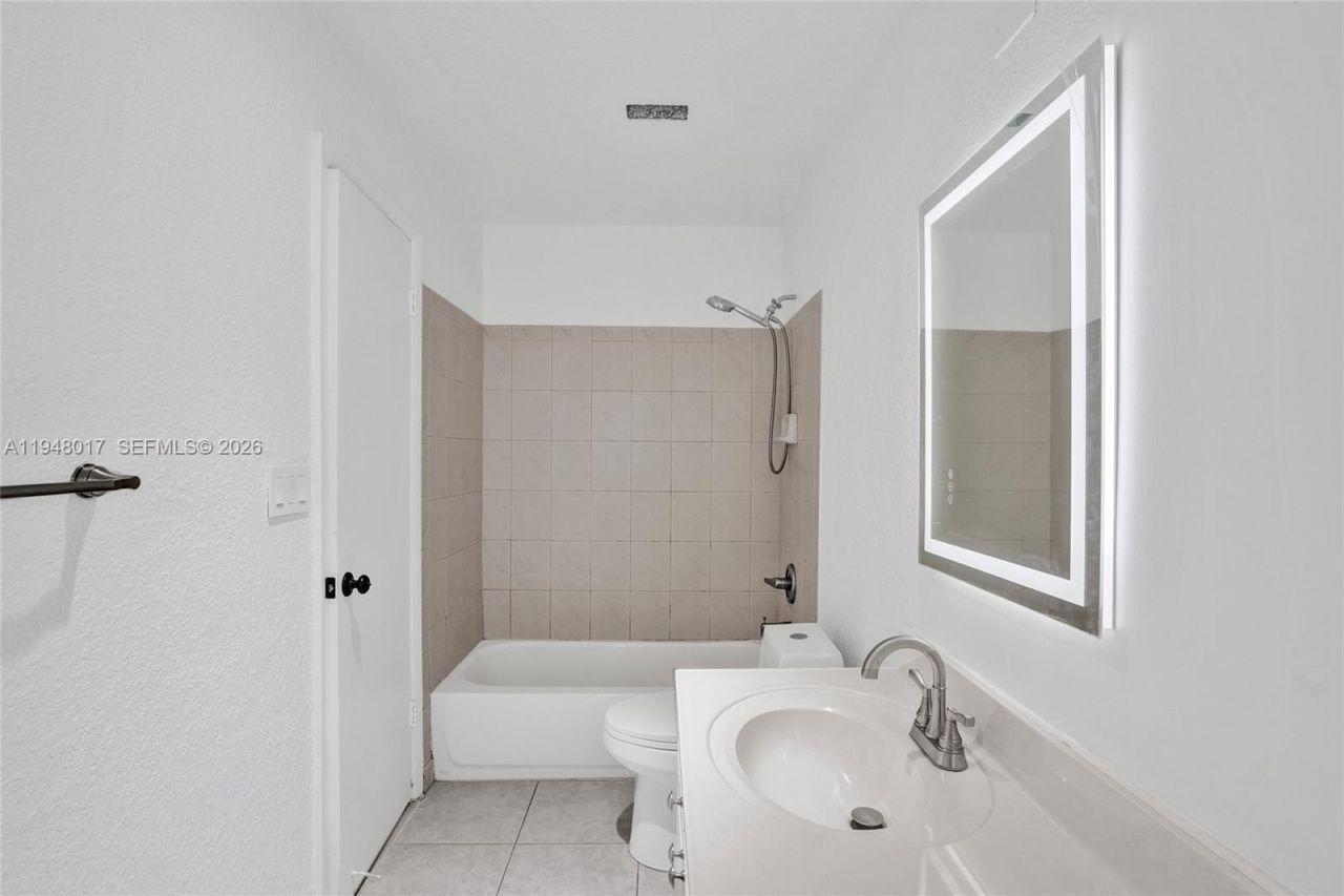 16653 Golfview Dr, Weston, FL 33326 Photo