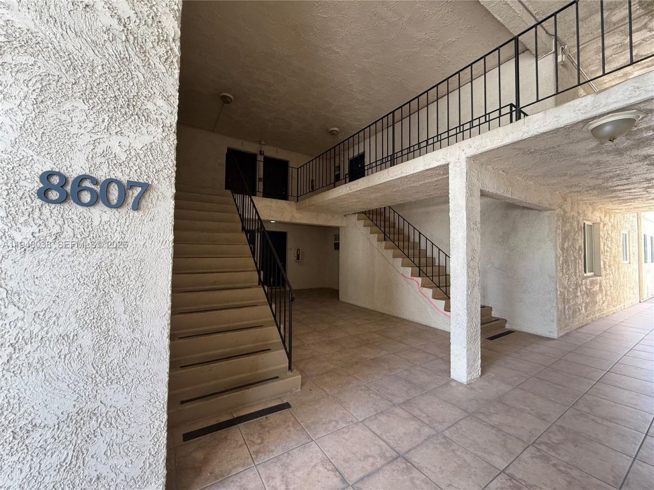 8607 SW 68th Ct, Unit 24, Pinecrest, FL 33156 Photo