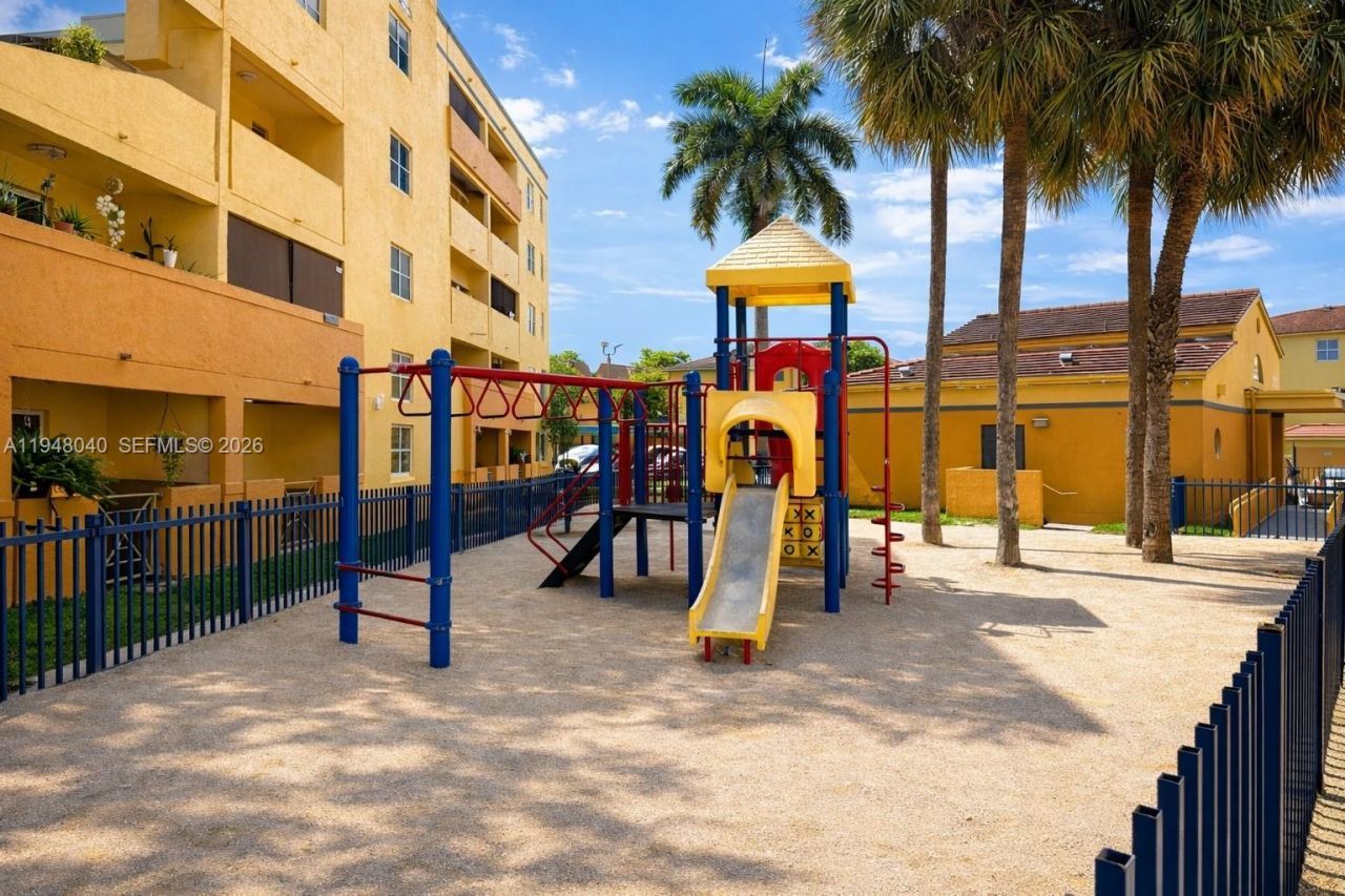 14930 SW 82nd Ter, Unit 16-501, Miami, FL 33193 Photo