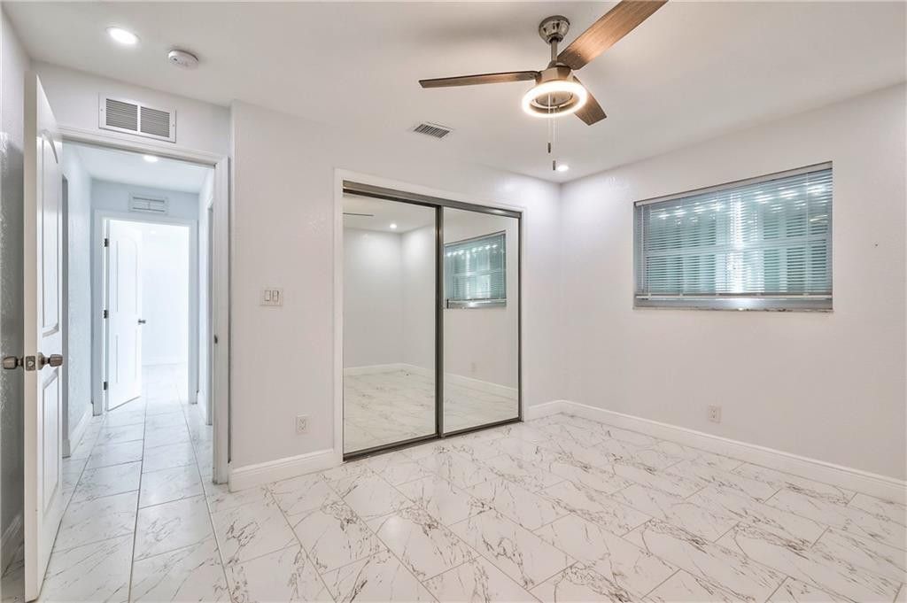 1389 W 33, Riviera Beach, FL 33404 Photo