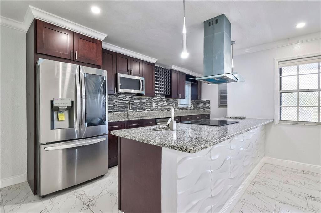 1389 W 33, Riviera Beach, FL 33404 Photo