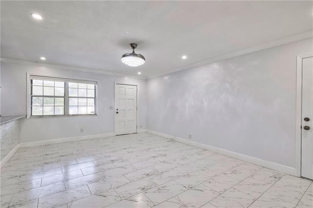 1389 W 33, Riviera Beach, FL 33404 Photo