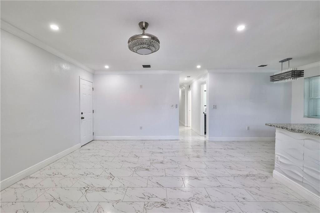 1389 W 33, Riviera Beach, FL 33404 Photo