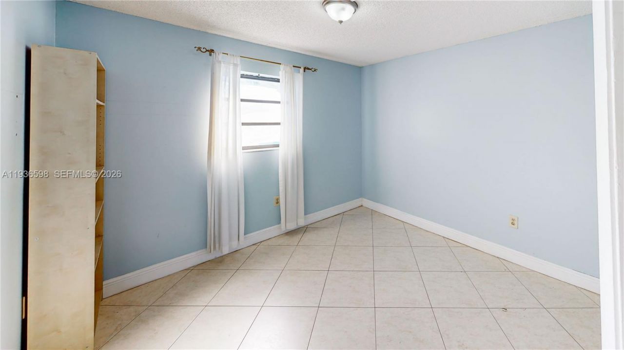 1300 SW 122nd Ave, Unit 419B-2, Miami, FL 33184 Photo